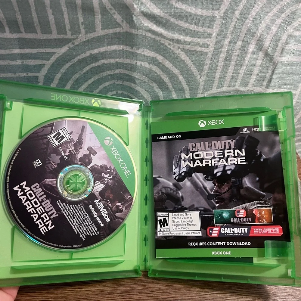 Call of Duty: Modern Warfare Xbox One Game